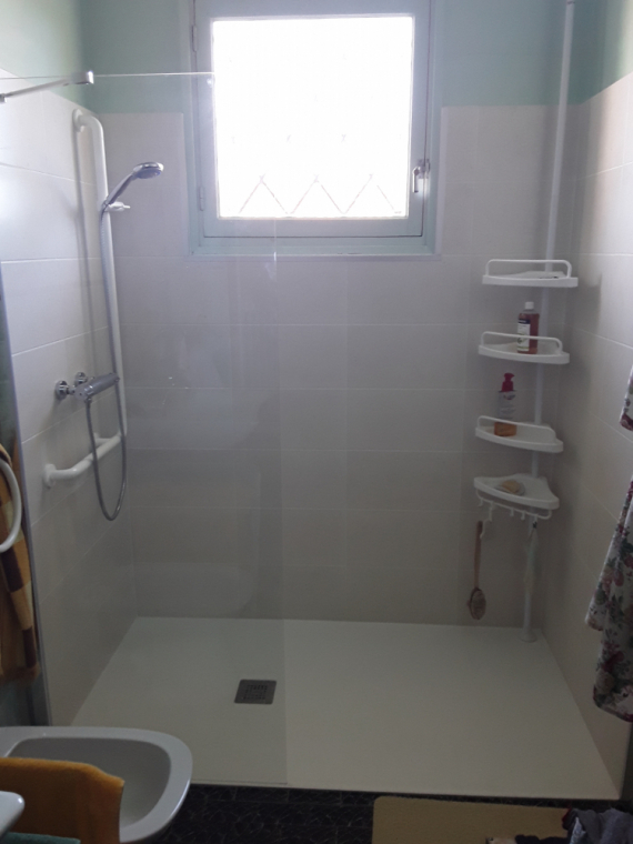 Rénovation en accessibilité d'une salle de bain à Montfort 40380